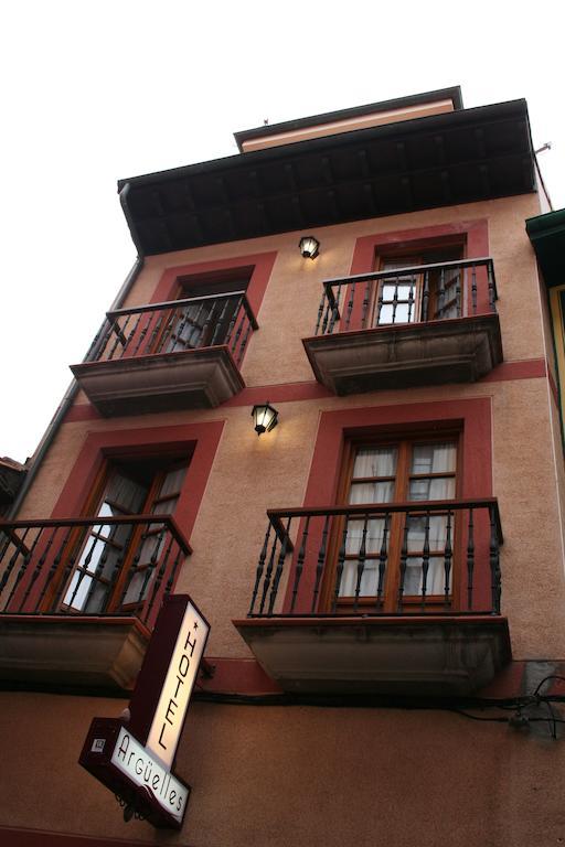 Pension Argueelles Ribadesella Exterior foto